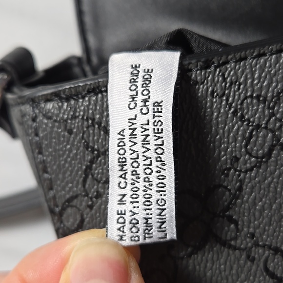 Nine West Black Crossbody Bag with Elegant Design and Adjustable Strap - Picture 8 of 8